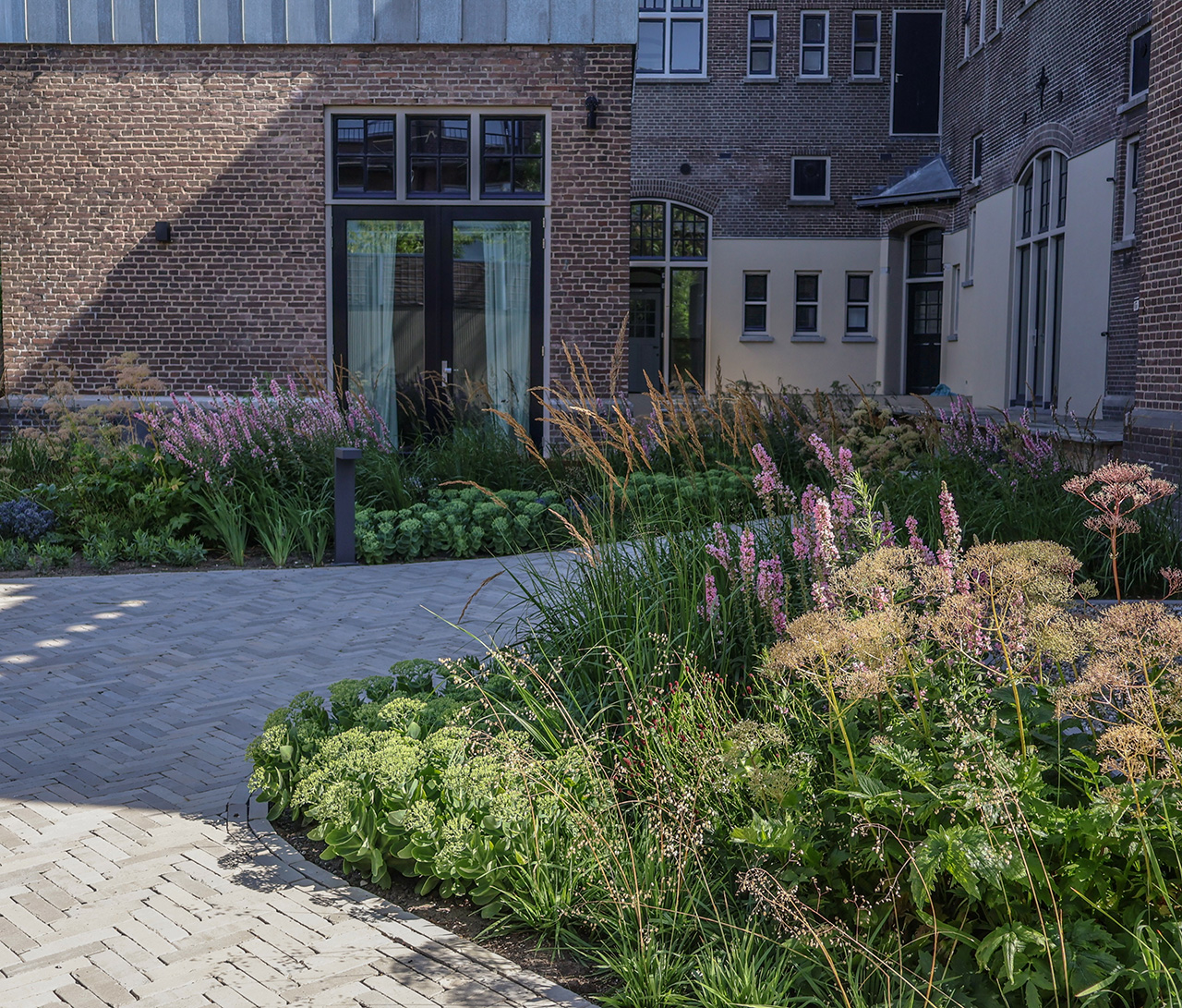 gemeenschappelijke tuin in Zuid-Holland vastgoedtransformatie herbestemming monument